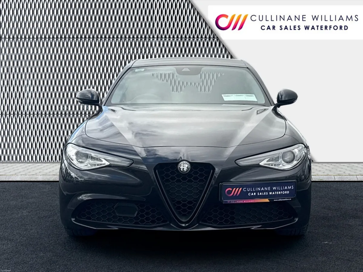 Alfa Romeo Giulia 2017 SUPER SPORT  2.1 TD 150BHP - Image 2