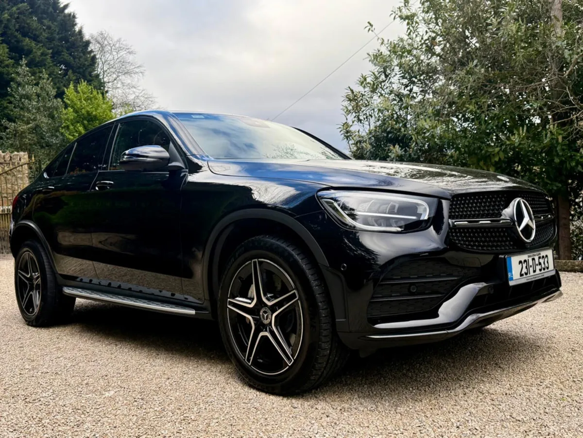 Mercedes-Benz GLC 300 DE 4MATIC AMG NIGHT EDITION - Image 1