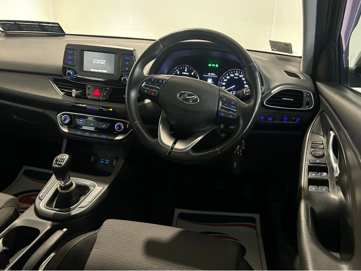 Hyundai i30 I 30 DELUXE 5DR - Image 4