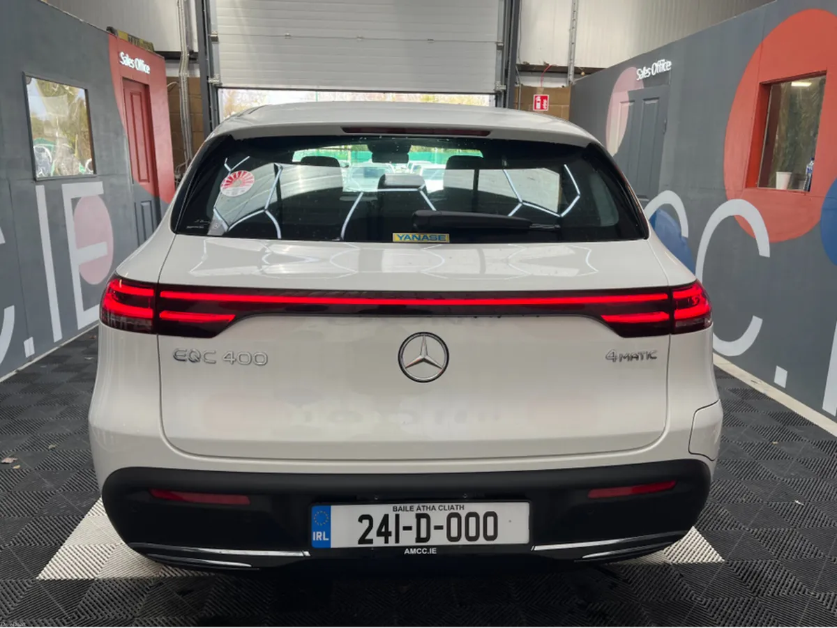 Mercedes-Benz EQC 2024 MERCEDES-BENZ EQC 400 AUTOM - Image 3