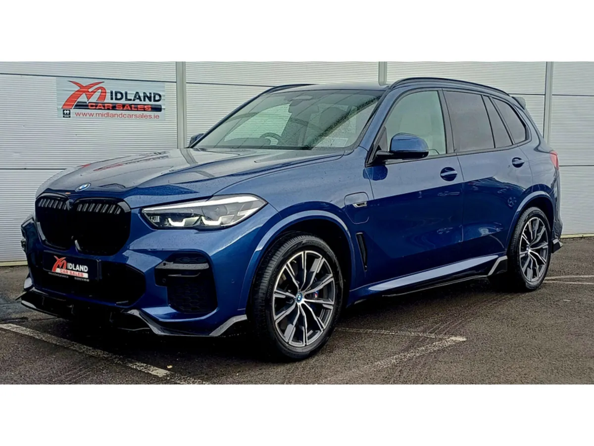 BMW X5 XDRIVE45E M SPORT AUTO - Image 1