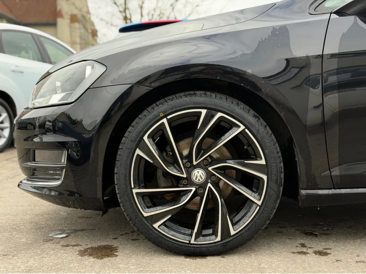 Volkswagen Golf HIGHLINE 1.6 TDI MANUAL 5SPEED 110 - Image 4