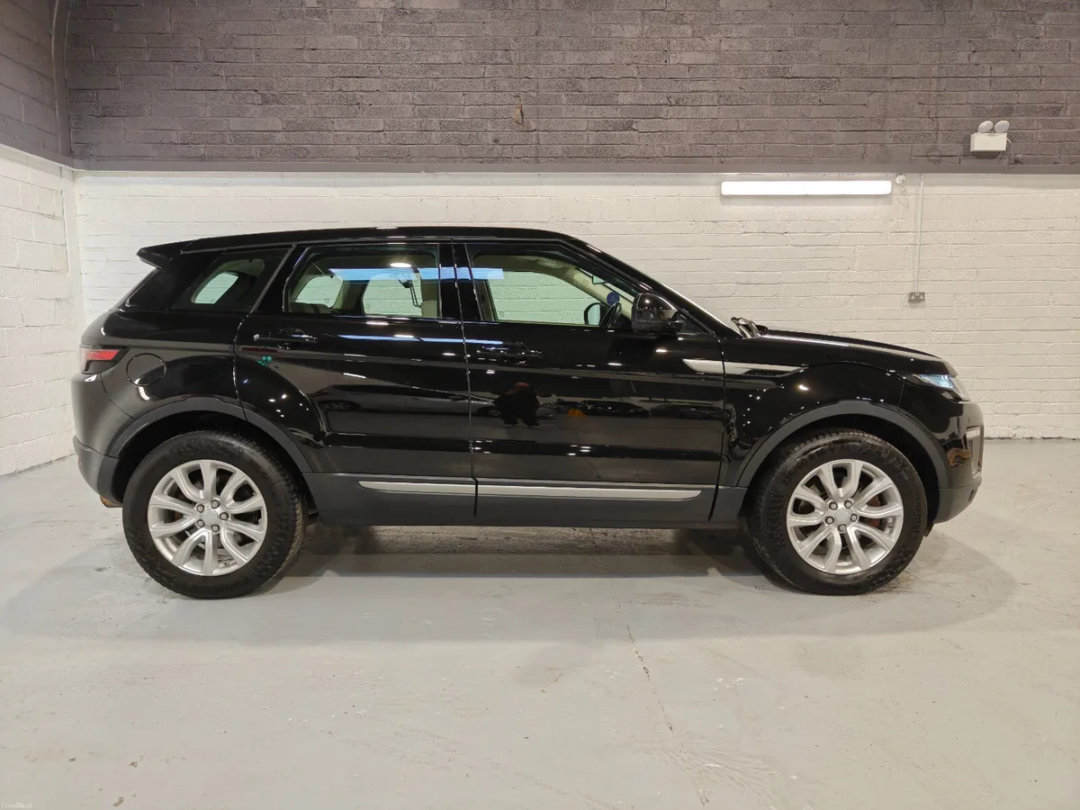 2015 LAND ROVER RANGE ROVER EVOQUE - Image 4