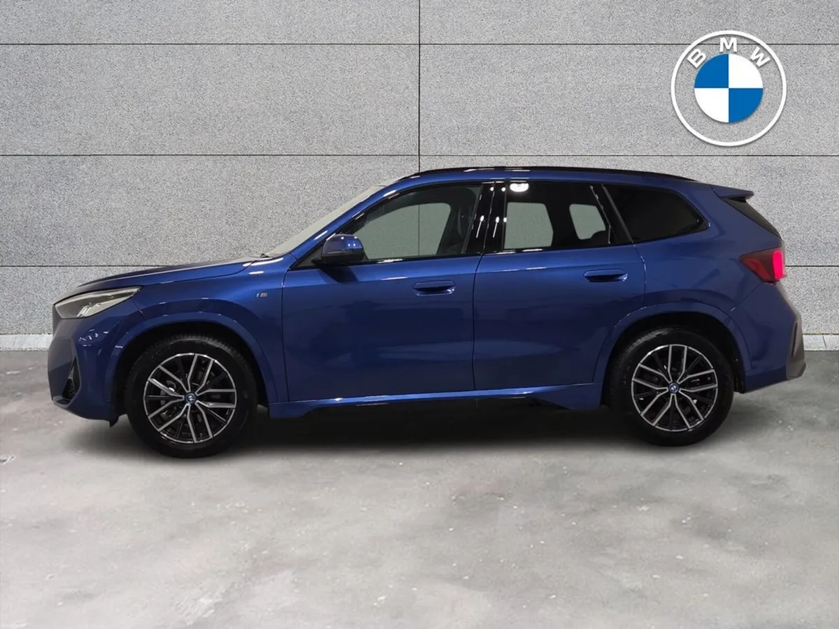 BMW iX1 eDrive20 M Sport - Image 4