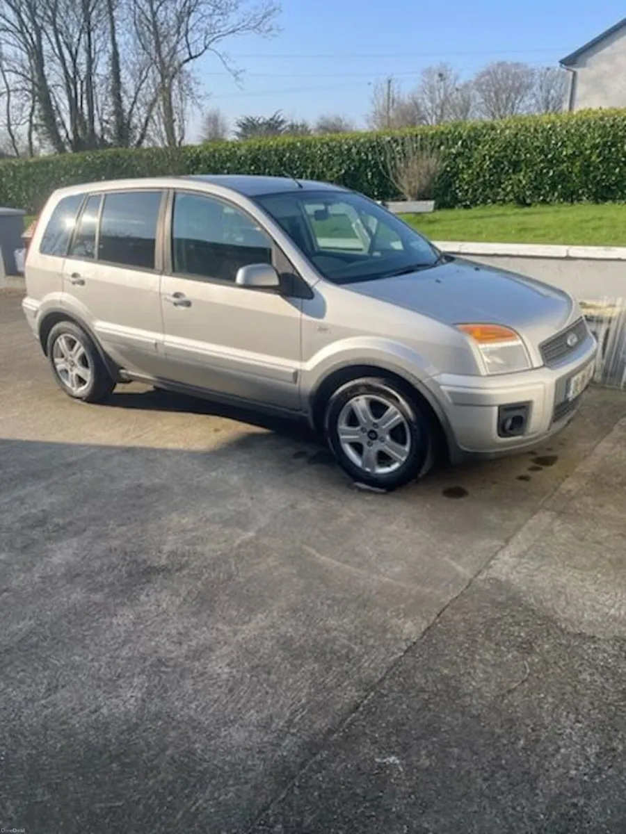 Ford Fusion 2008 - Image 1