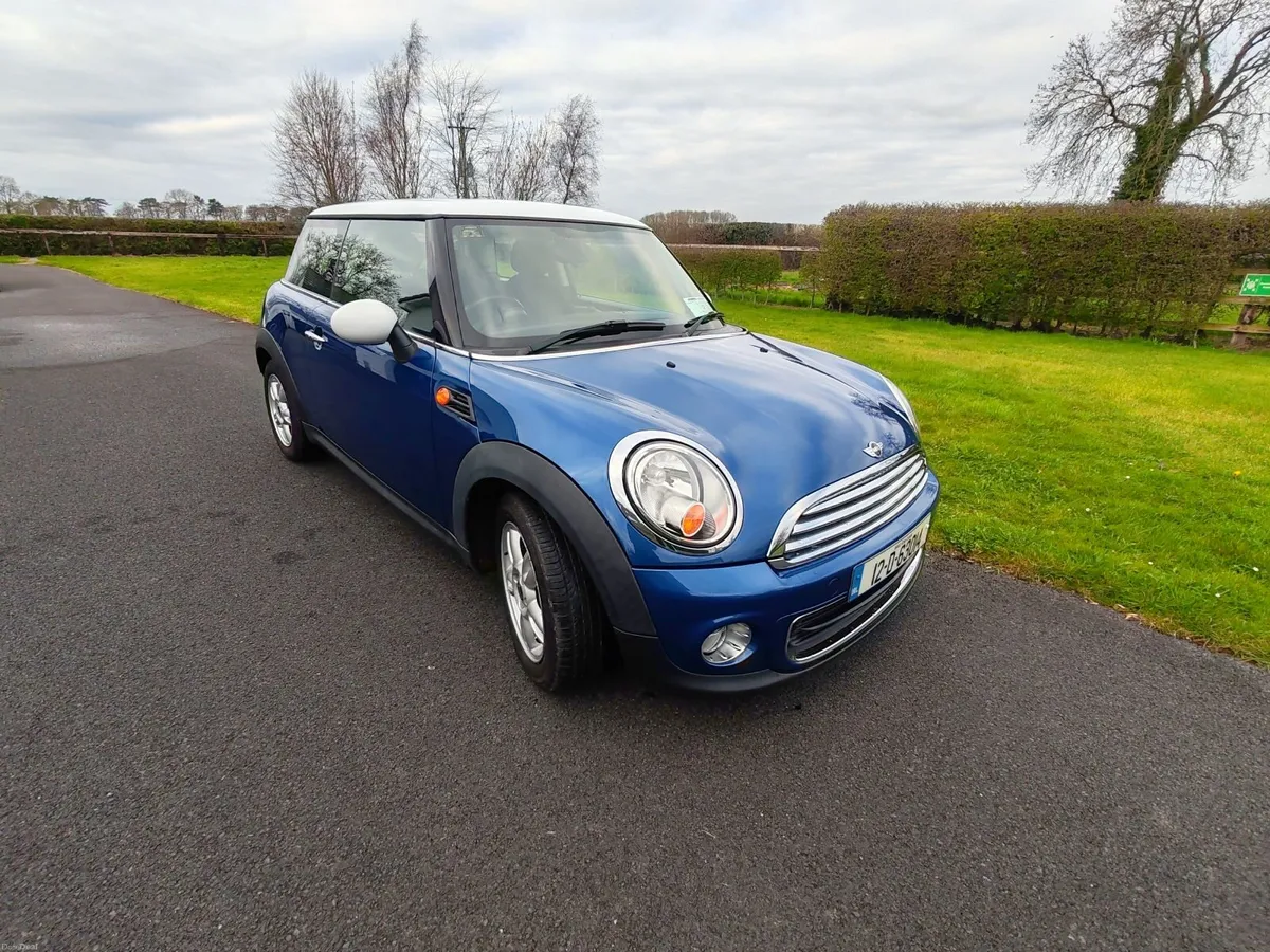 Mini One 2012 92 km - Image 4