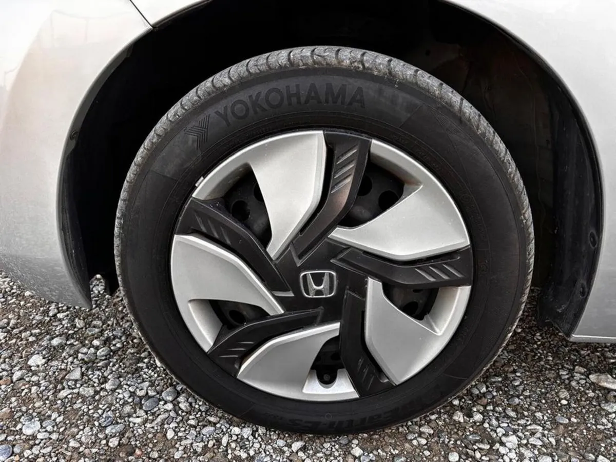 Honda Fit L Package - Image 2