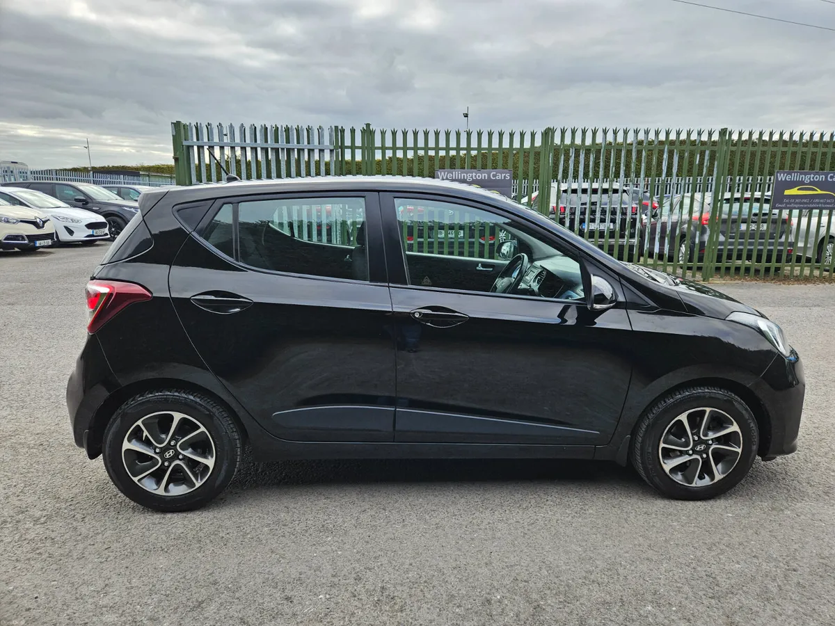 Hyundai i10 2017 1.0 DELUX AUTOMATIC - Image 4