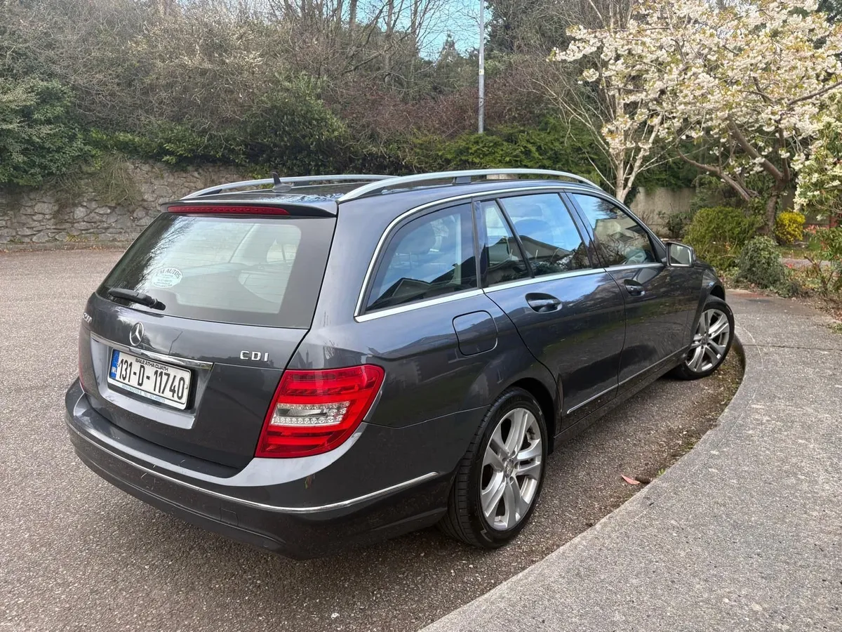 Mercedes-Benz C-Class 2013 Estate - Image 3