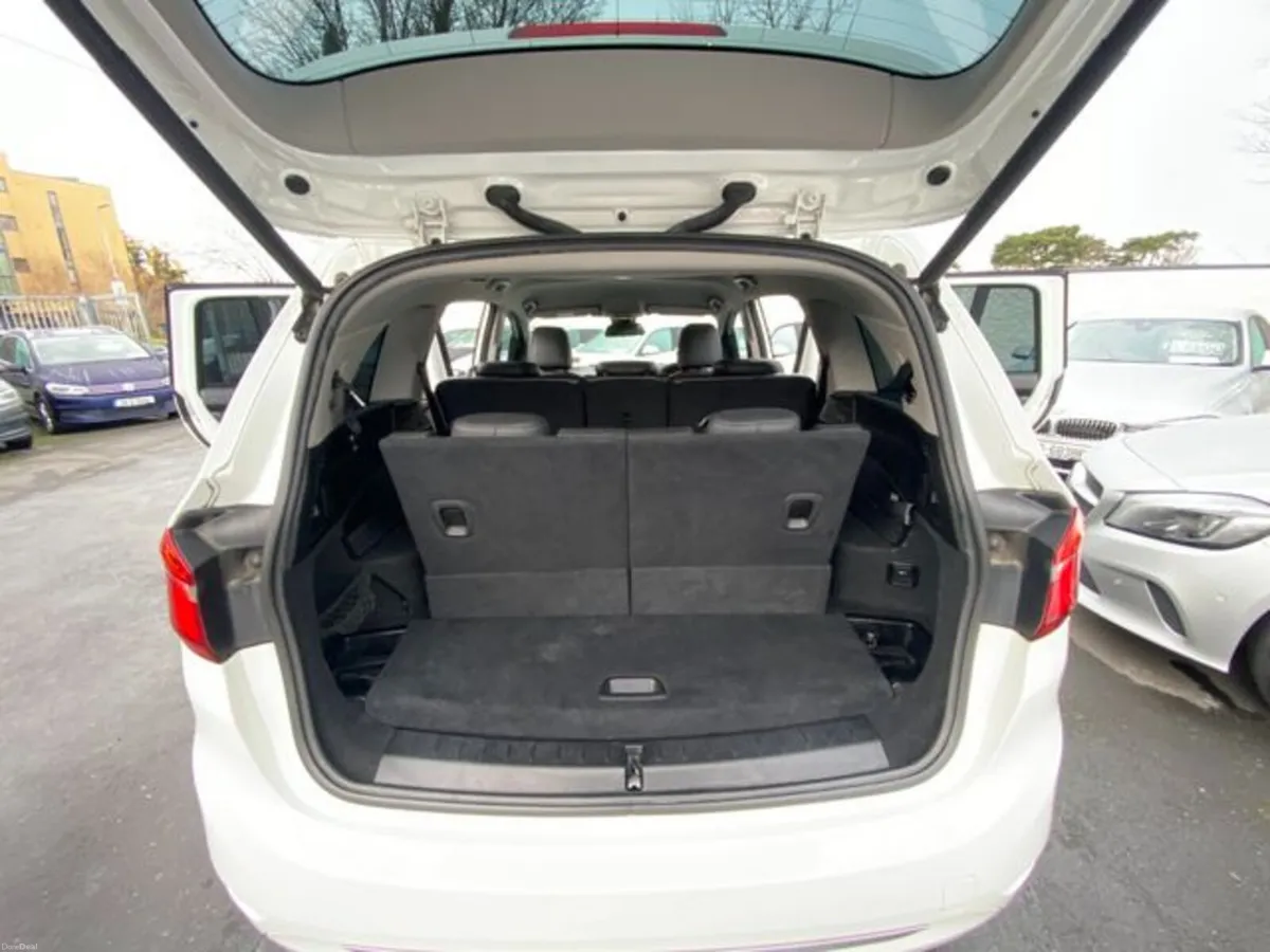 BMW 2-Series 7 Seats Auto Leather - Image 4