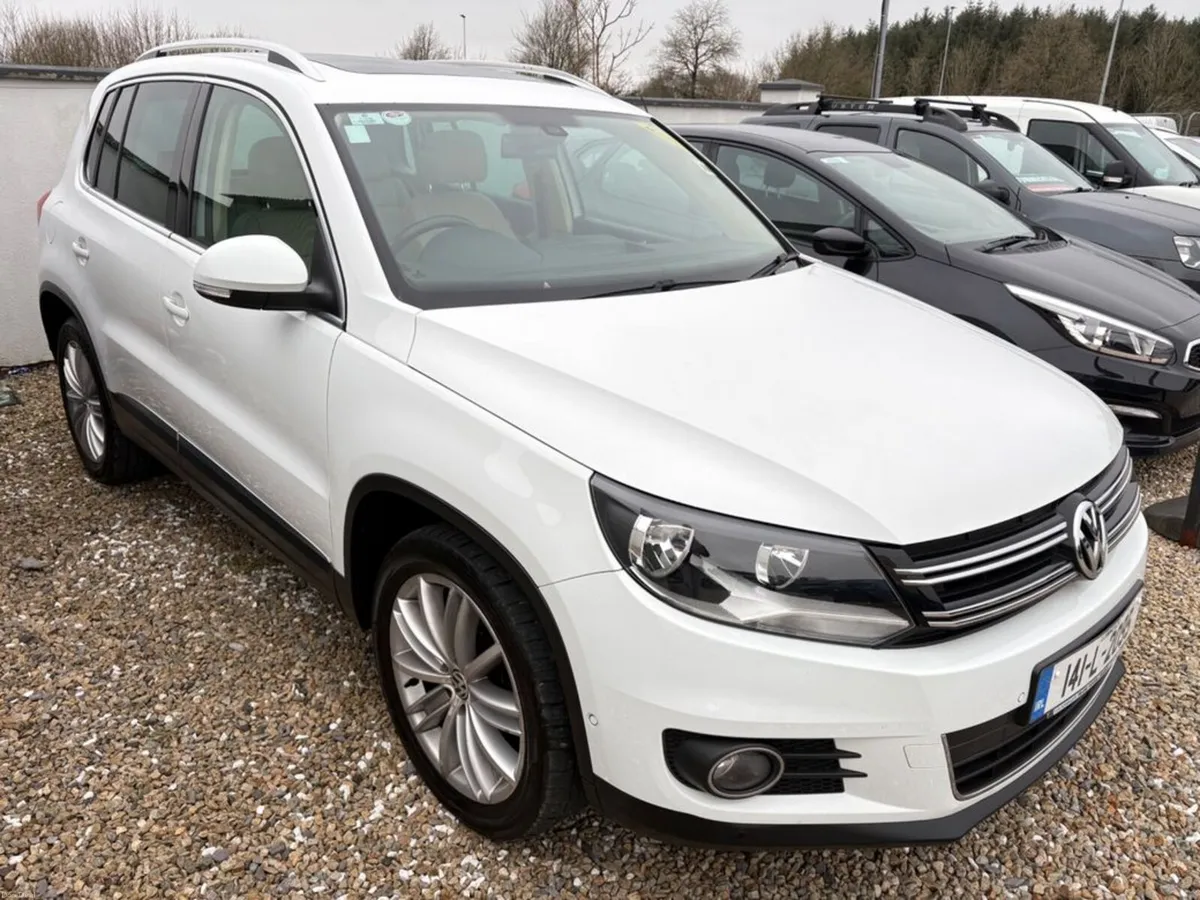 Volkswagen Tiguan 2.0 TDI 140 Sport - Beige Leathe - Image 4