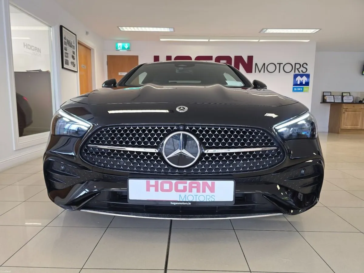 Mercedes-Benz CLE 300 E AMG LINE PREMIUM PHEV COUP - Image 2