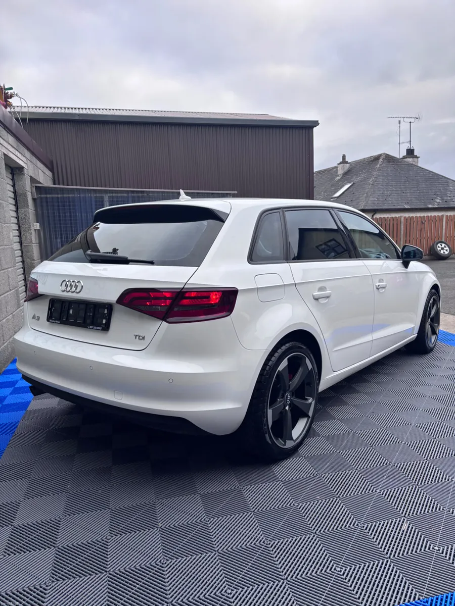 Audi A3 2016 - Image 3