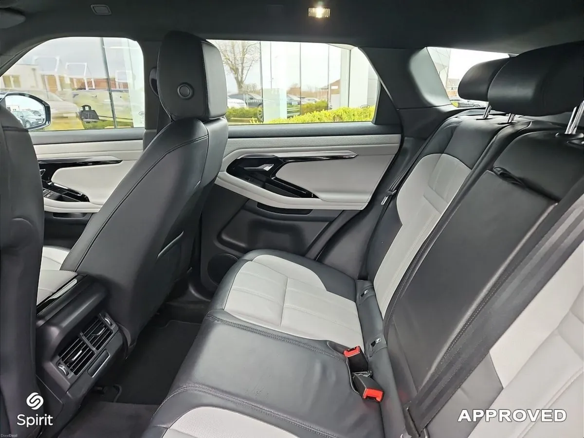 Land Rover Range Rover Evoque 1.5 PHEV AWD R-Dynam - Image 5