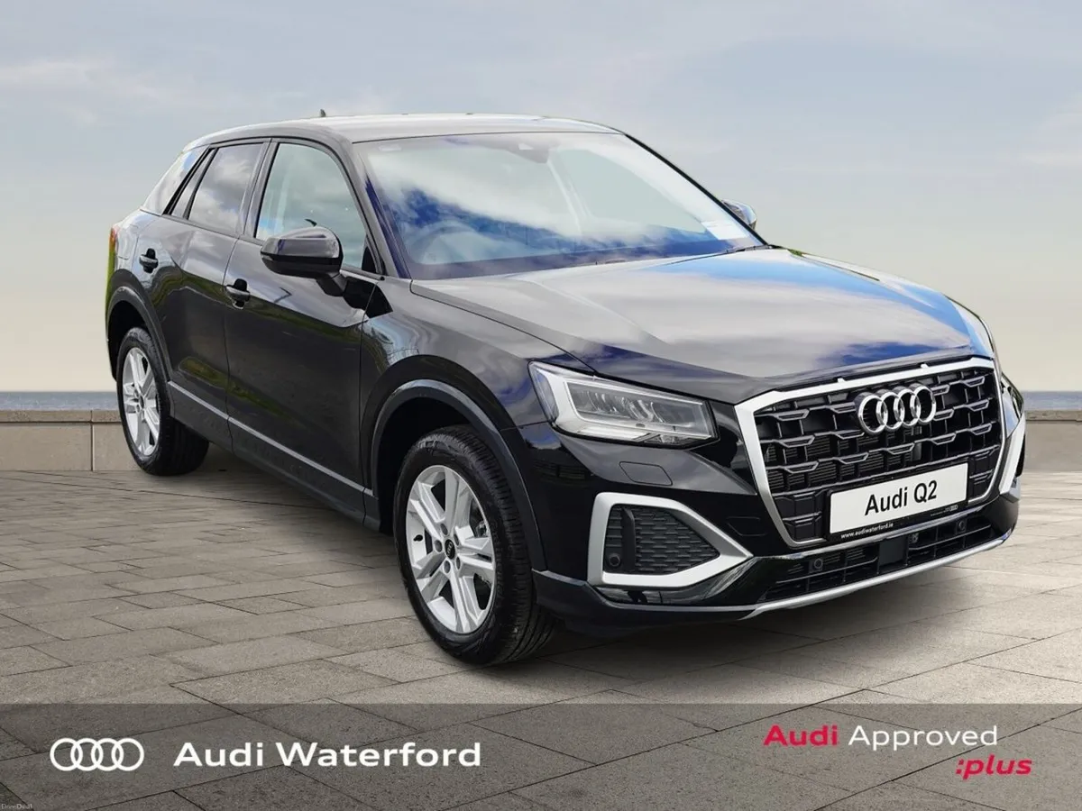 Audi Q3 SB E-HYBRID 270 HP S-T S Line - Image 1