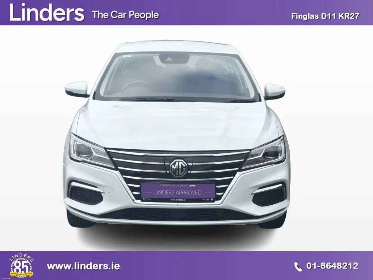 MG MG5 2WD Auto Excite - Image 2