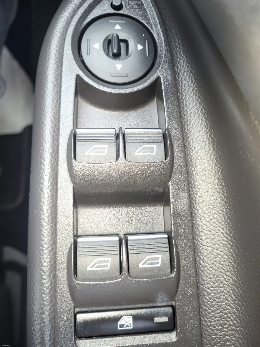 Ford Kuga 2016 Titanium* Low Mileage * - Image 4