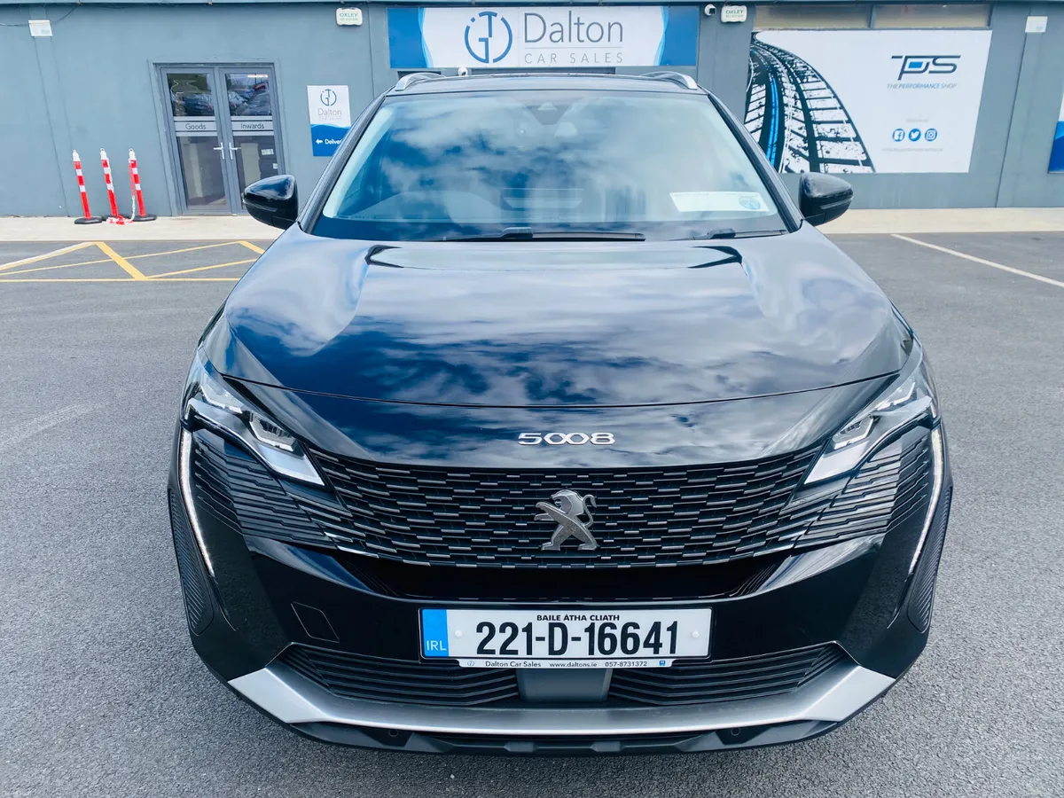 PEUGEOT 5008 ALLURE 1.5 HDI 7 SEATER 2022 (221) - Image 2