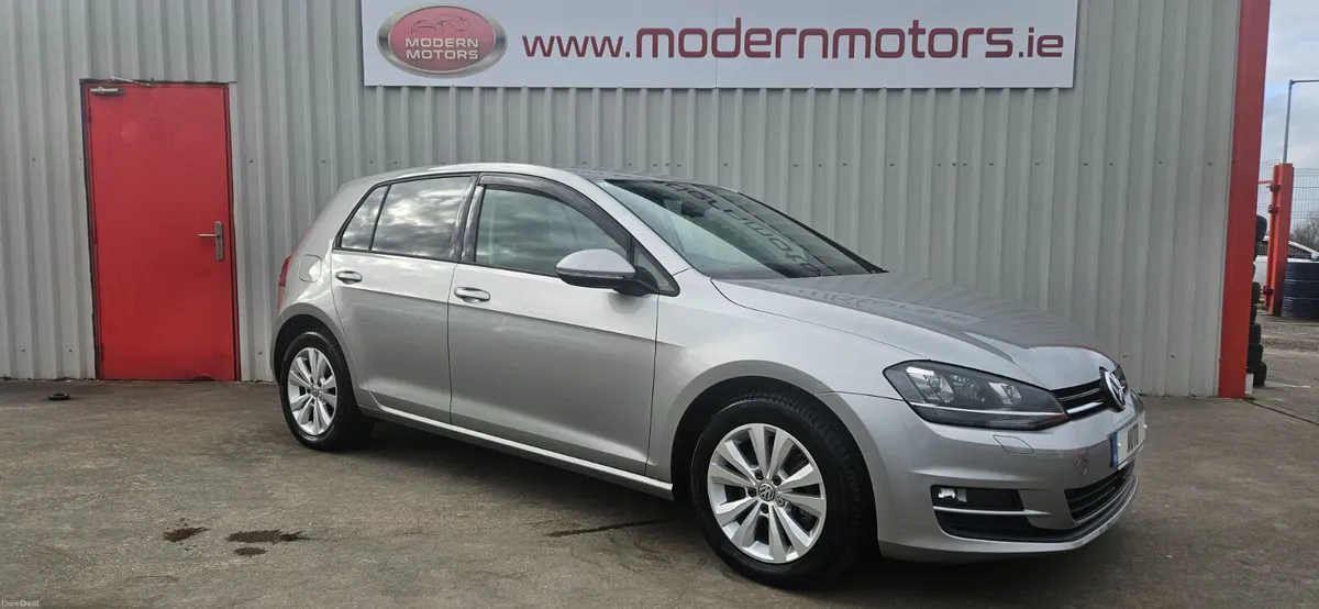 Volkswagen Golf automatic comfortline plus low kms - Image 1