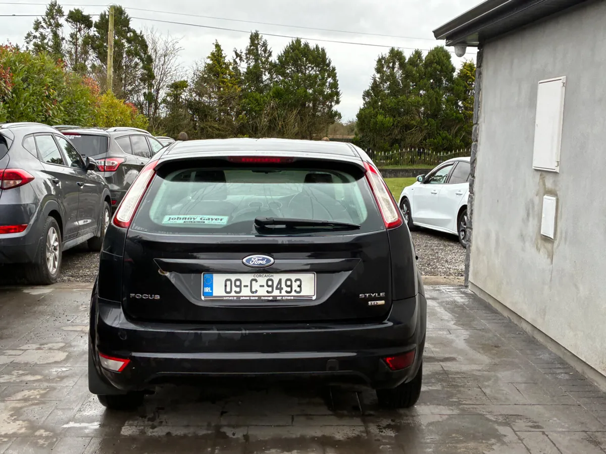 Ford Focus 2009 - Image 5