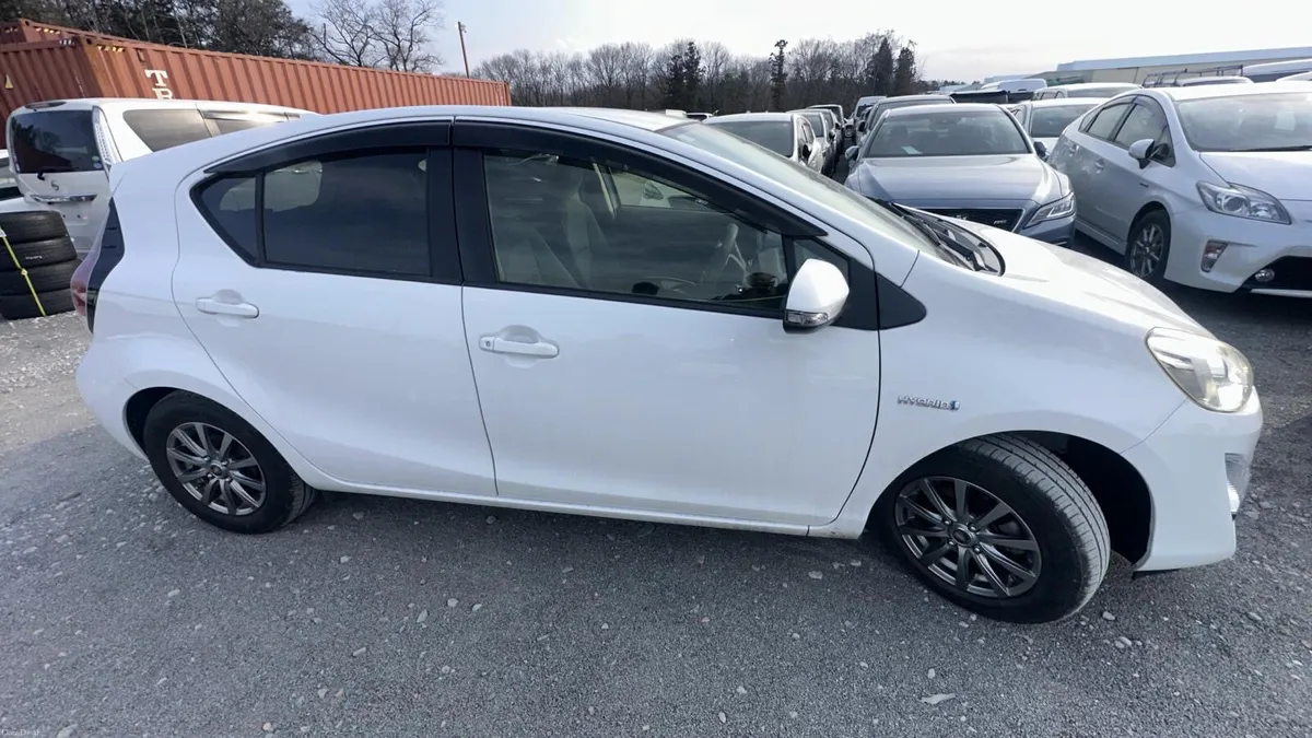 Toyota Aqua 2015 Hybrid - Image 1