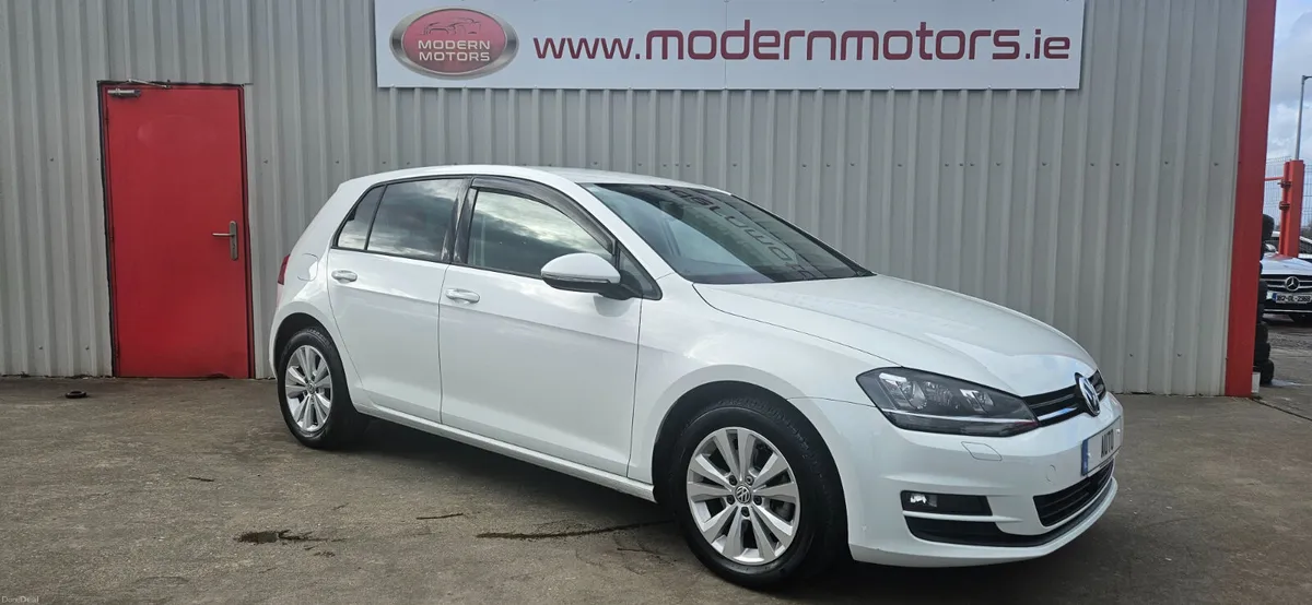 Volkswagen Golf auto comfortline plus high spec - Image 1