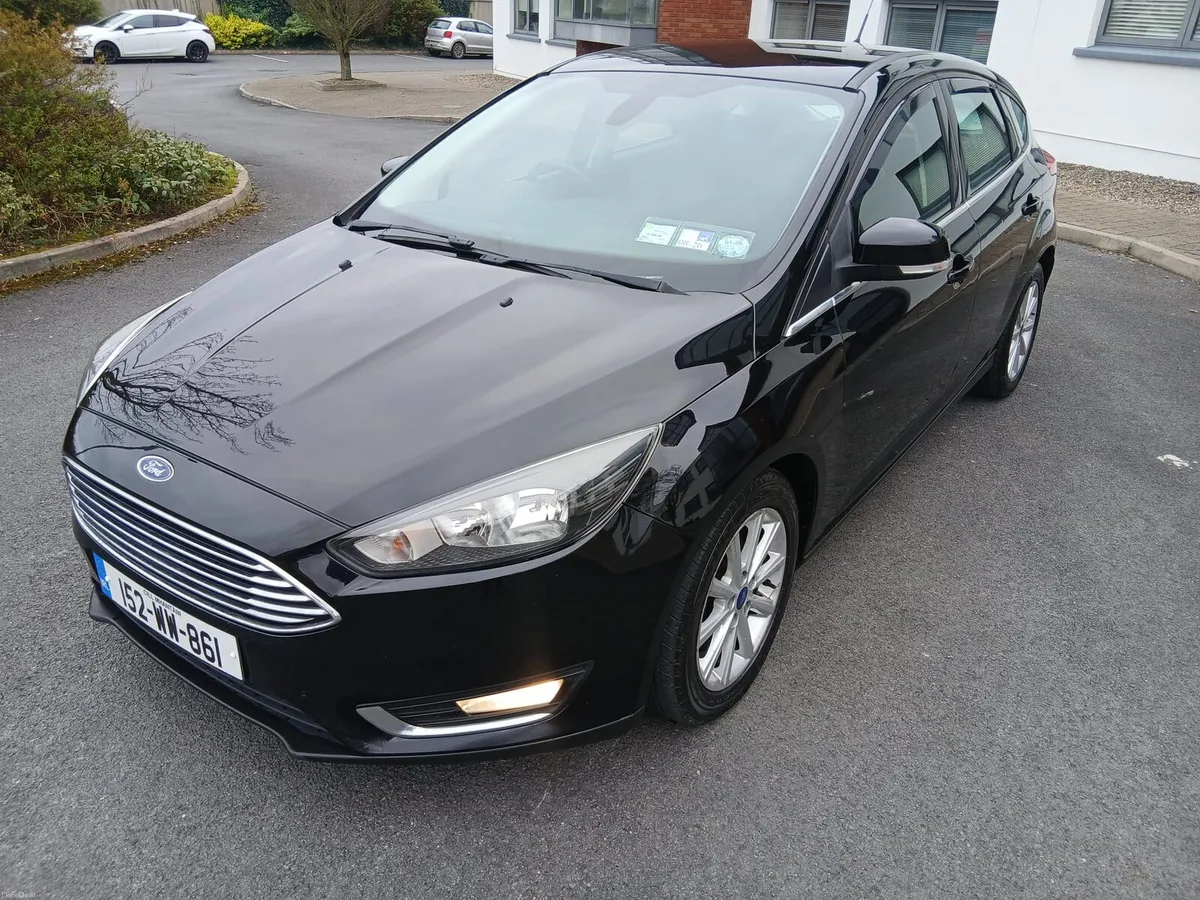 2015 ford focus titanium top spec - Image 2