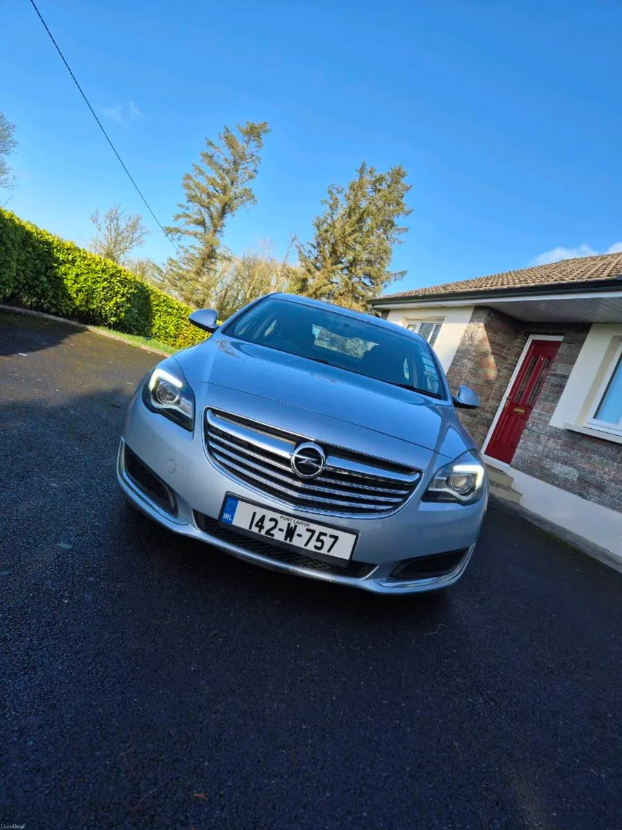 Opel Insignia 2014 2.0 - Image 1