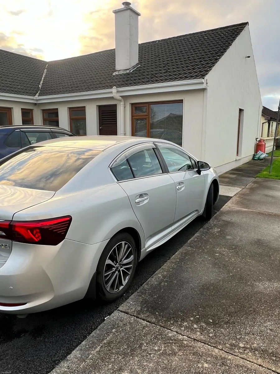 Toyota Avensis 1.6d - Image 3