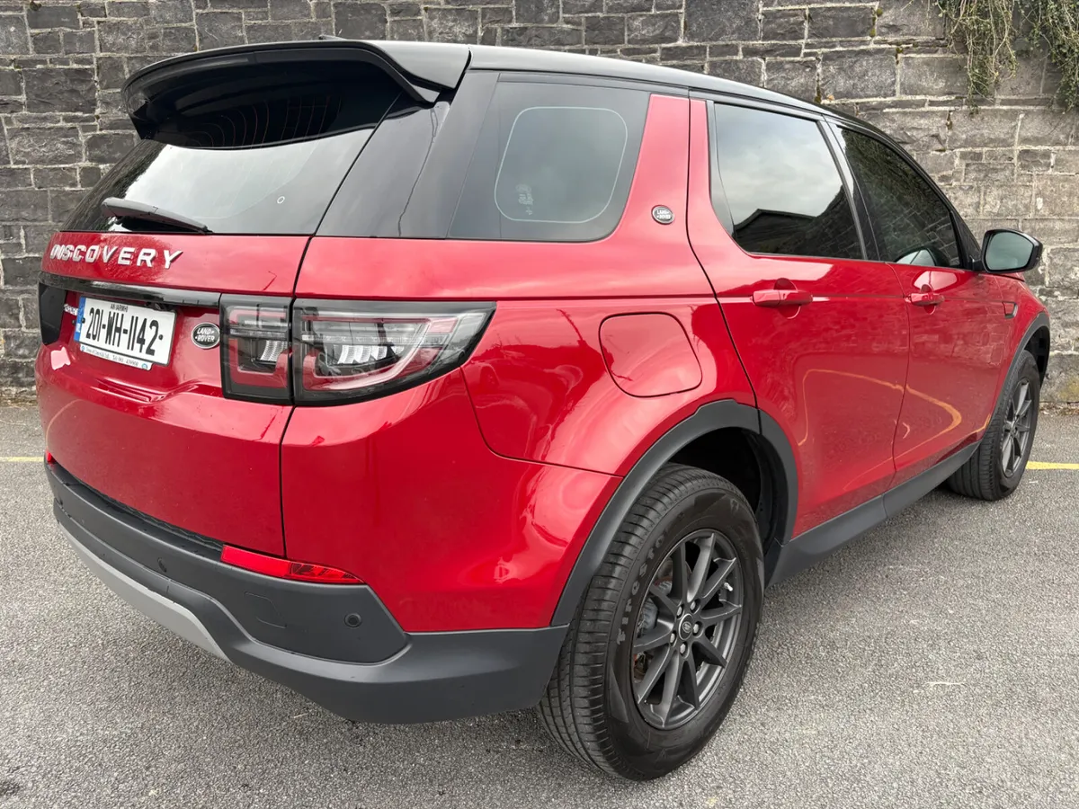 Land Rover Discovery Sport!1 Owner only 95 Kklms!! - Image 4