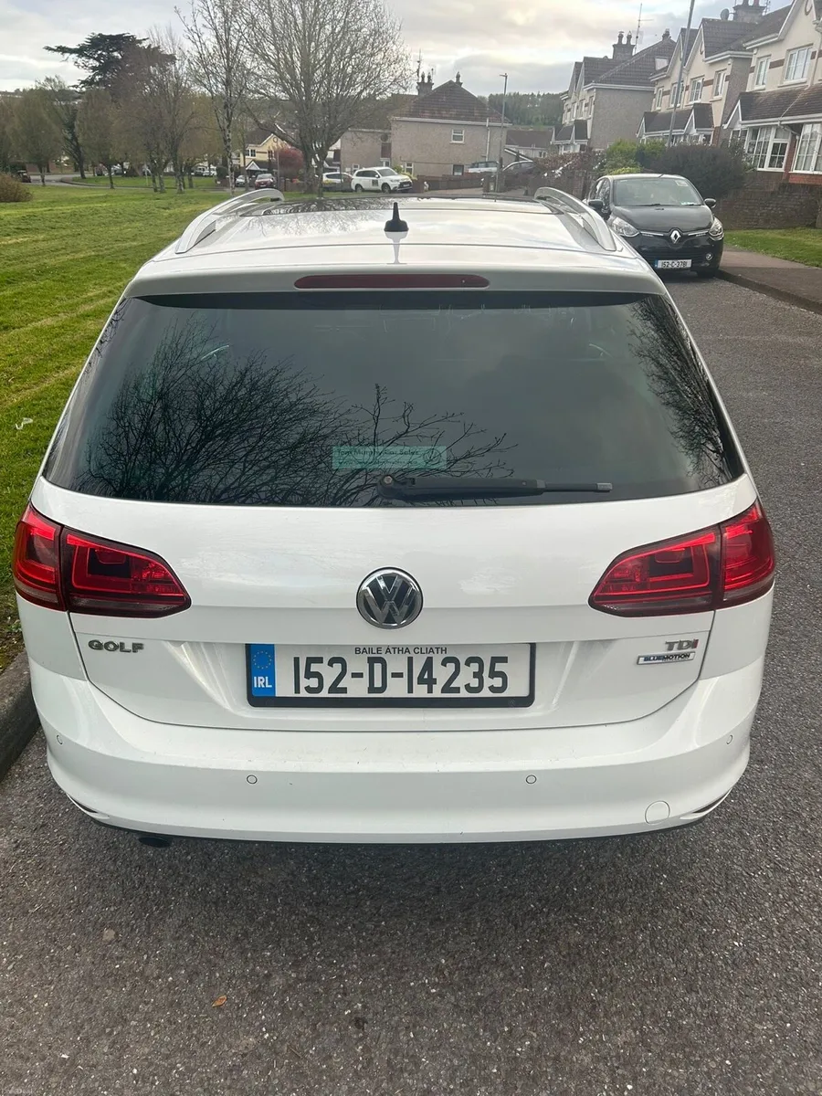 Volkswagen Golf Estate Highline 1.6 TDI Manual - Image 3