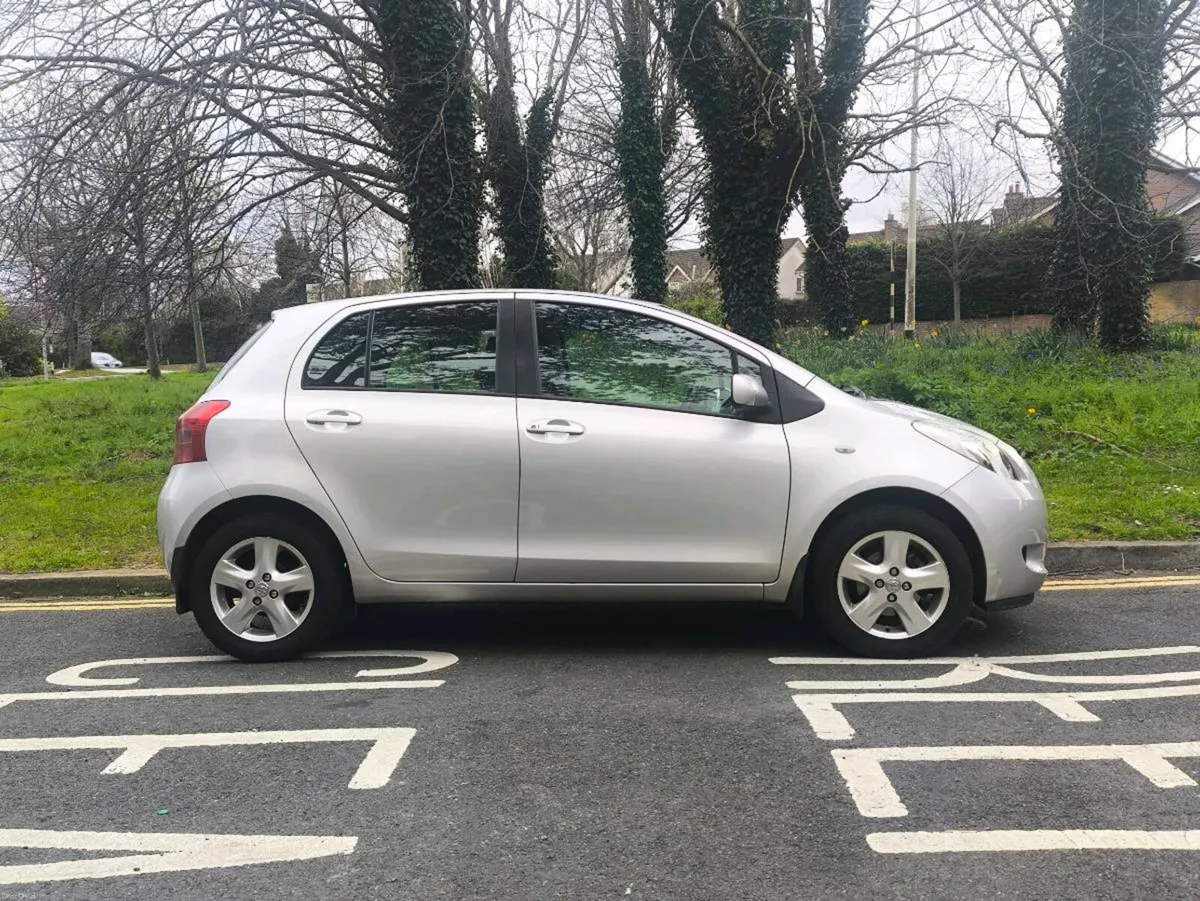 2009 YARIS 1.0 1 OWNER FULL TOYOTA SERVICE HISTORY - Image 2