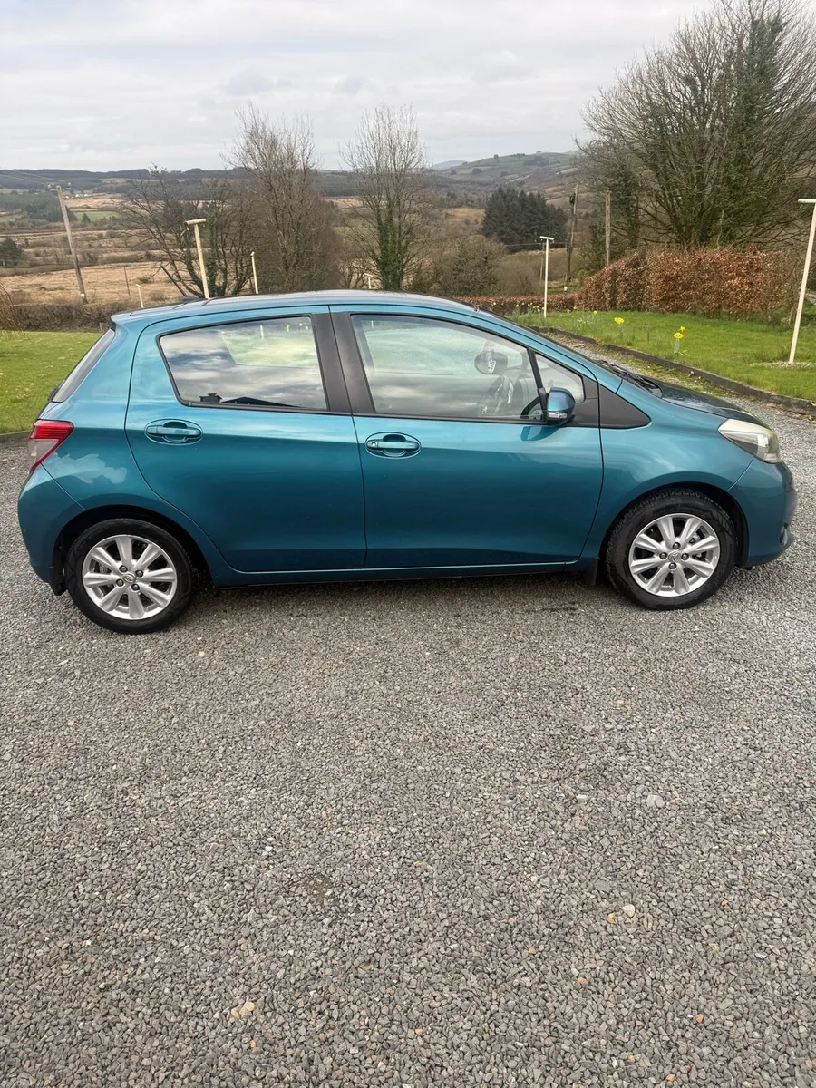 Toyota Yaris spirit - Image 2