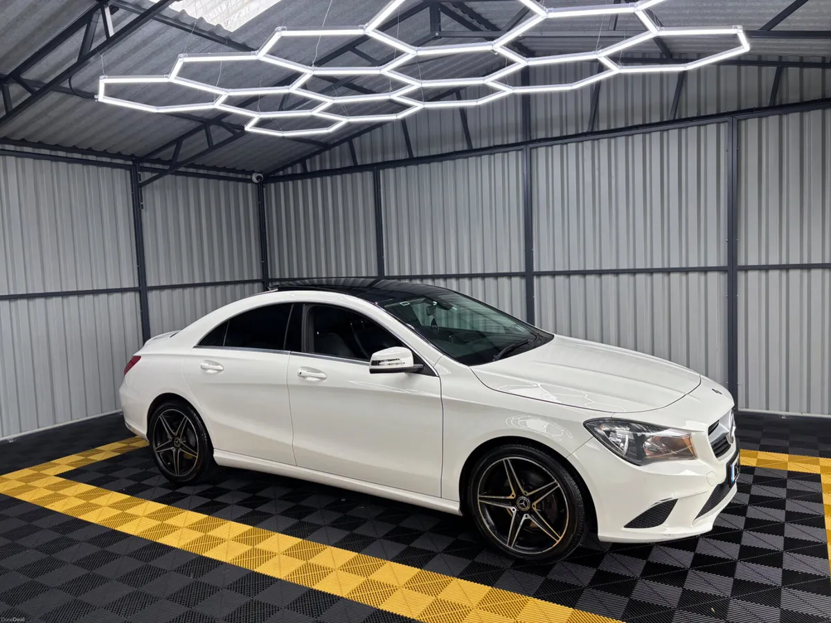 Mercedes-Benz CLA Pan Roof 2016 1.5cdi Manual - Image 4