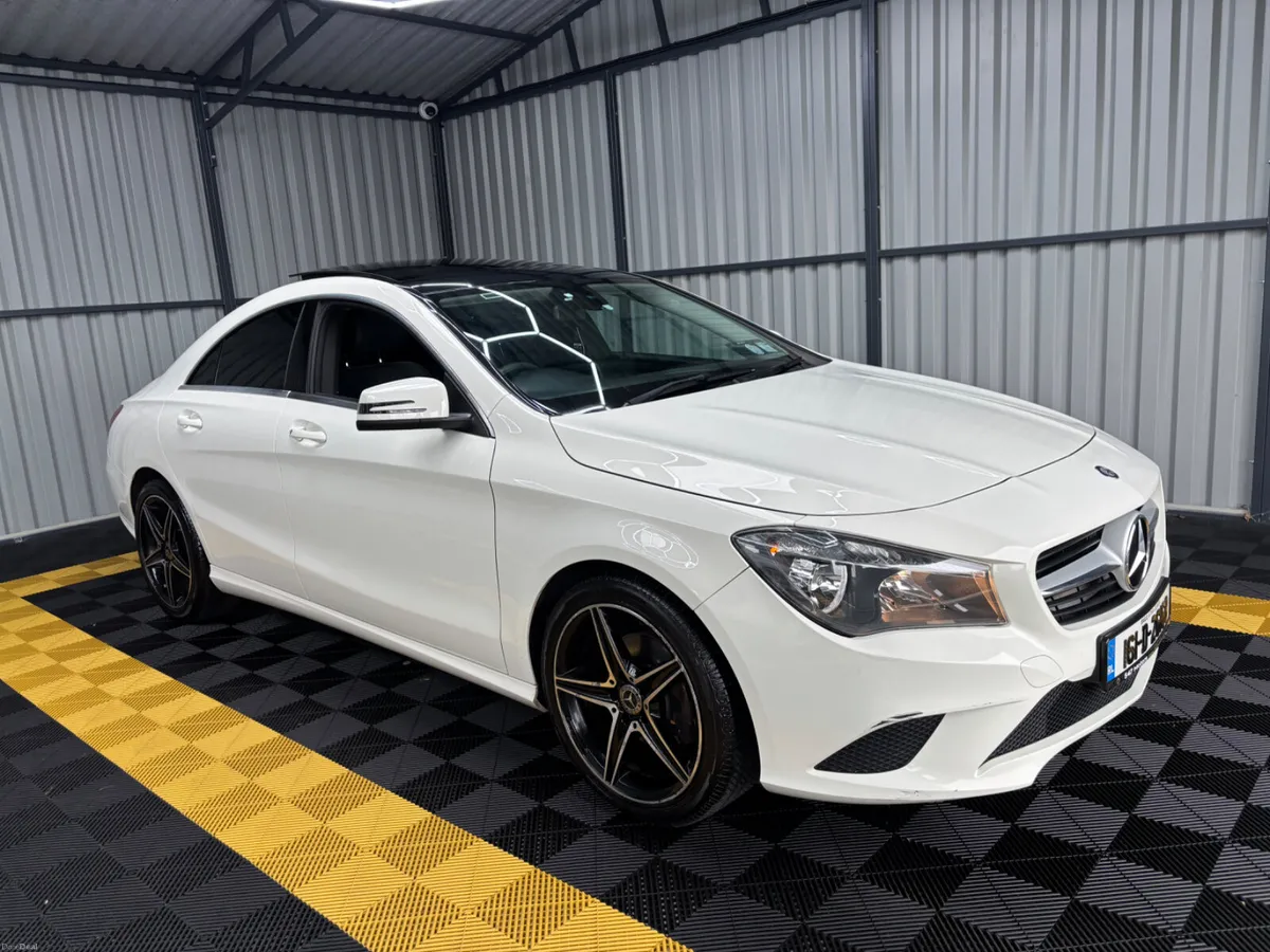 Mercedes-Benz CLA Pan Roof 2016 1.5cdi Manual - Image 3