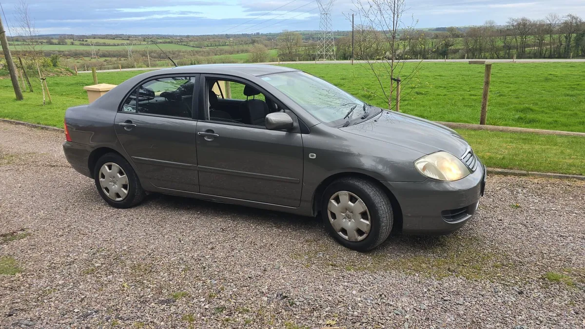 Toyota Corolla - Image 2