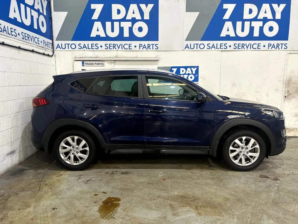 Hyundai Tucson IX35 EXECUTIVE 1.6 5DR DIESEL - Image 3
