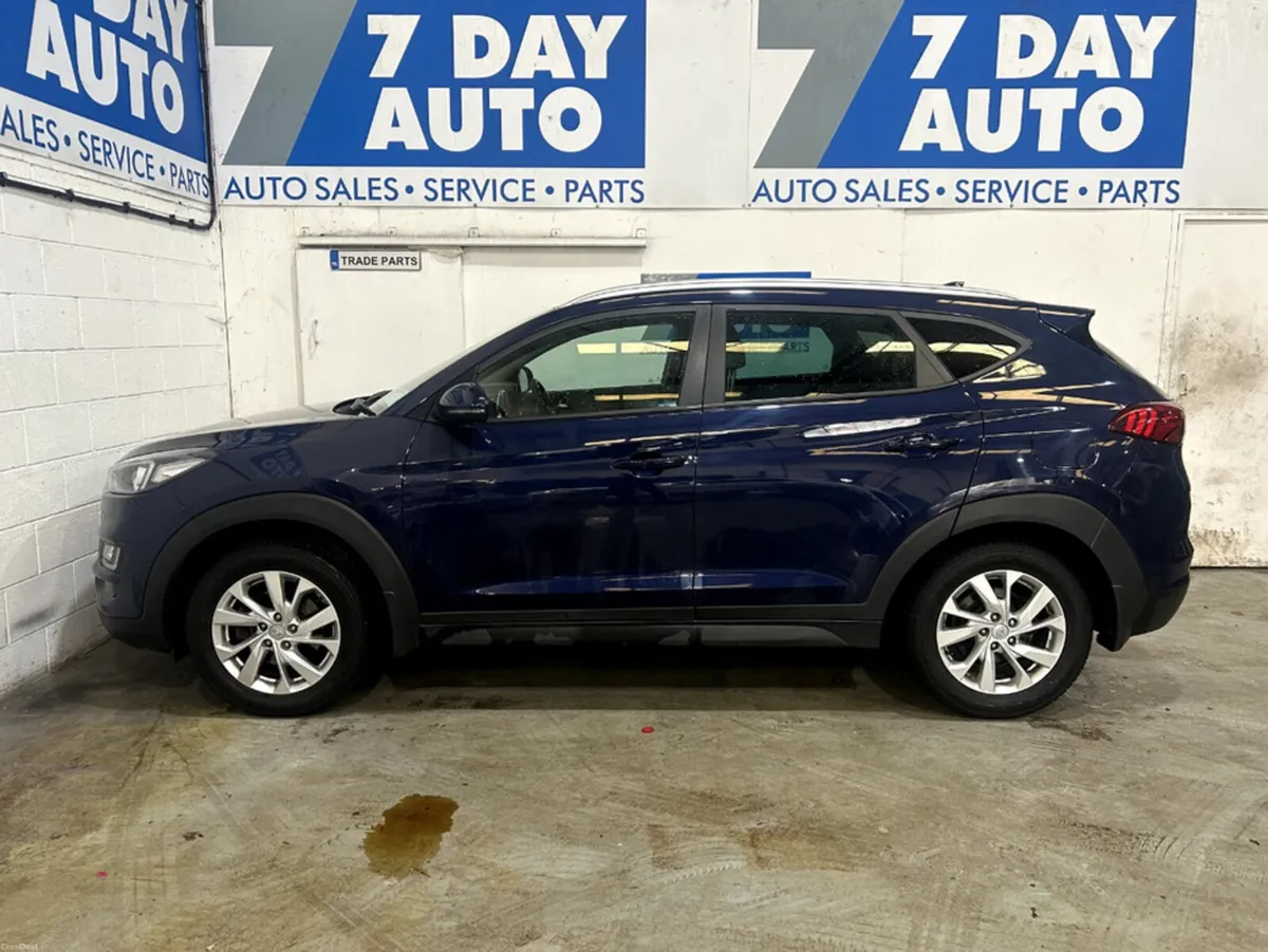 Hyundai Tucson IX35 EXECUTIVE 1.6 5DR DIESEL - Image 4