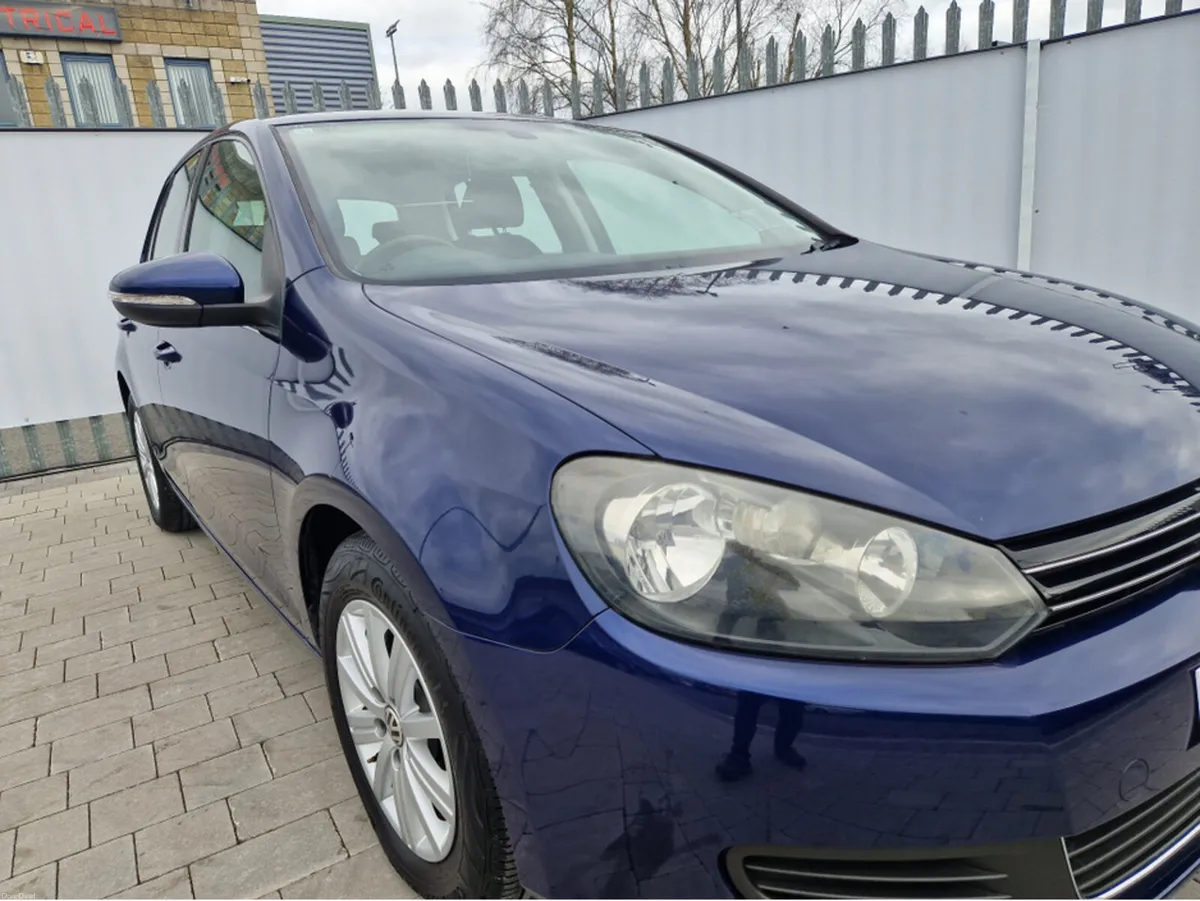 Volkswagen Golf 1.2 PETROL AUTO - Image 2
