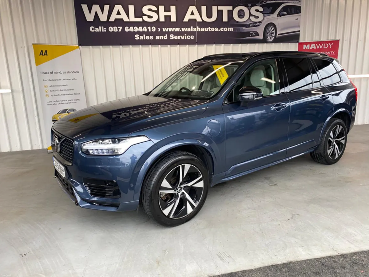 Volvo XC90 T8 PHEV PLUS DARK AWD 5DR - Image 2