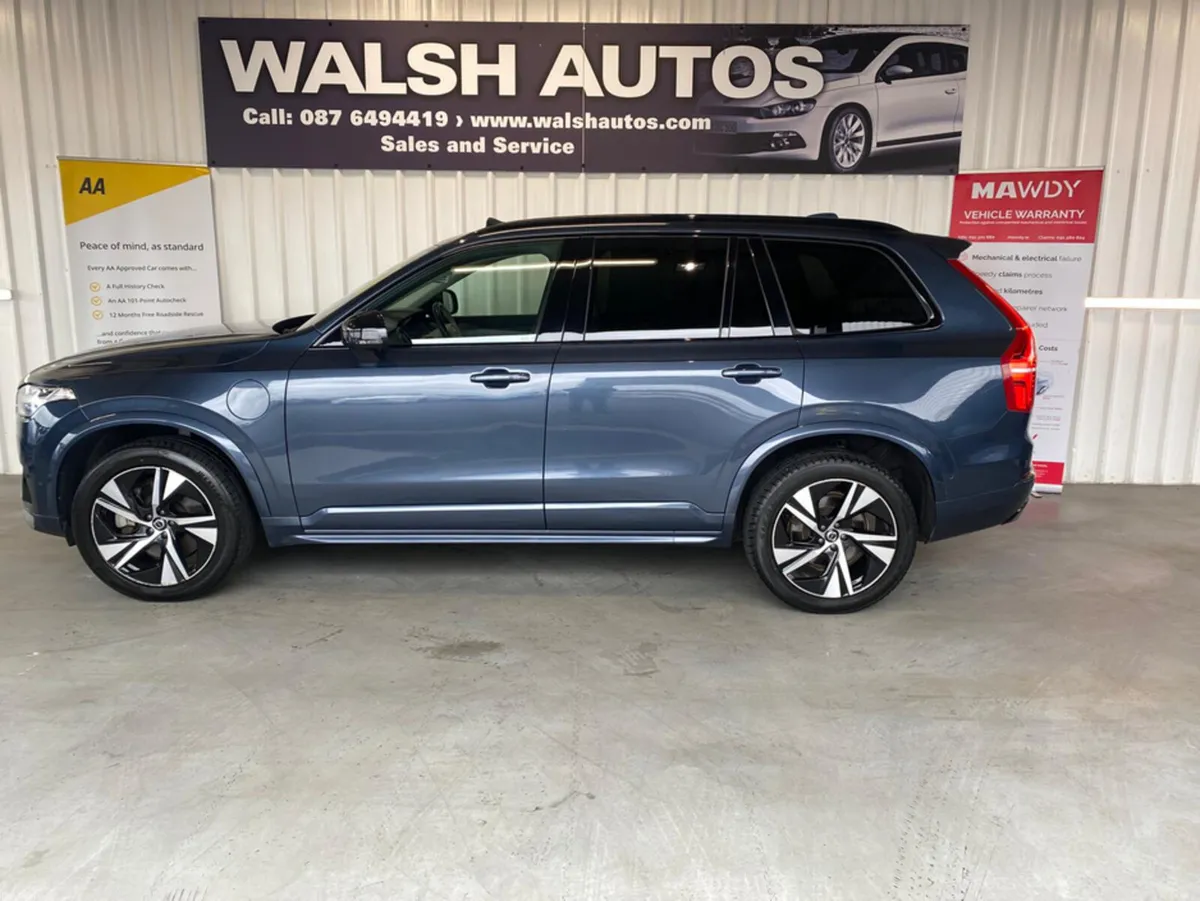 Volvo XC90 T8 PHEV PLUS DARK AWD 5DR - Image 6
