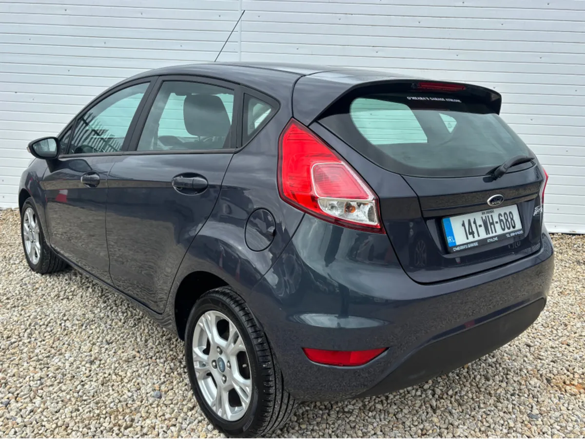 Ford Fiesta ZETEC 1.25 60PS M5 4DR MCA - Image 3