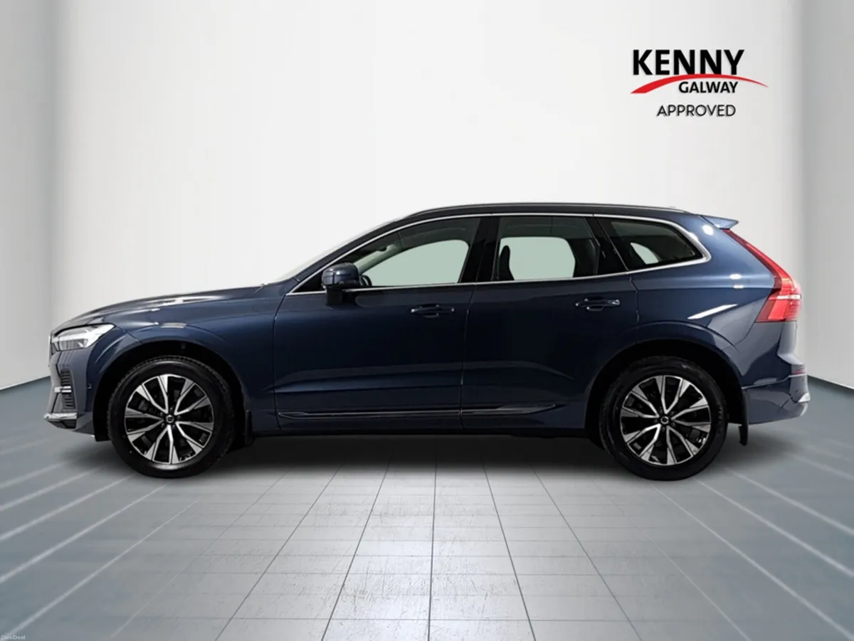 Volvo XC60 *Deposit Taken* B4 PLUS BRIGHT 5DR AUTO - Image 4