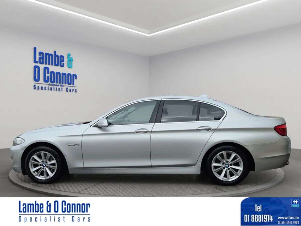 BMW 5-Series 525D SE AUTO *** SILVER MET / BLACK L - Image 5