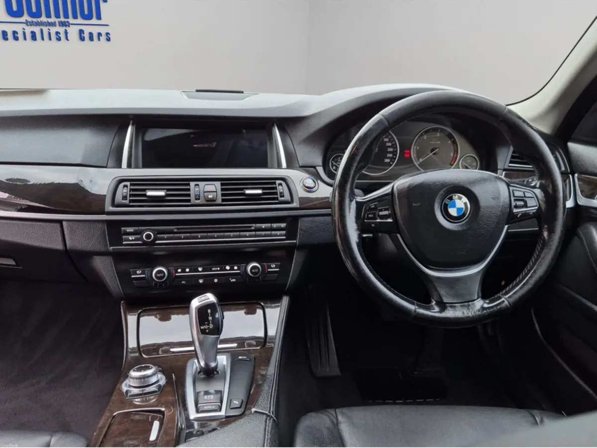 BMW 5-Series 525D SE AUTO *** SILVER MET / BLACK L - Image 6