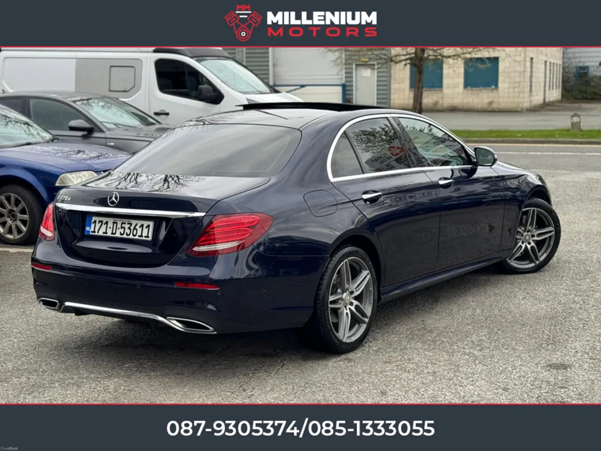 Mercedes-Benz E-Class SUNROOF AMG LINE PREMIUM - Image 3