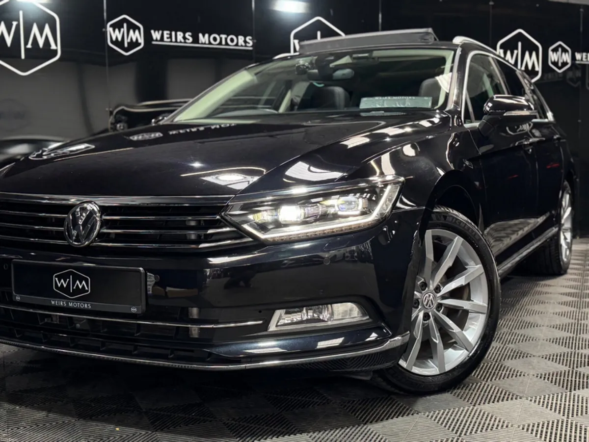 Volkswagen Passat 2.0 TDI HIGHLINE//PAN ROOF//AUTO - Image 3