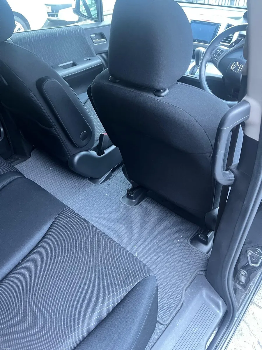 2014 Honda freed - Image 4