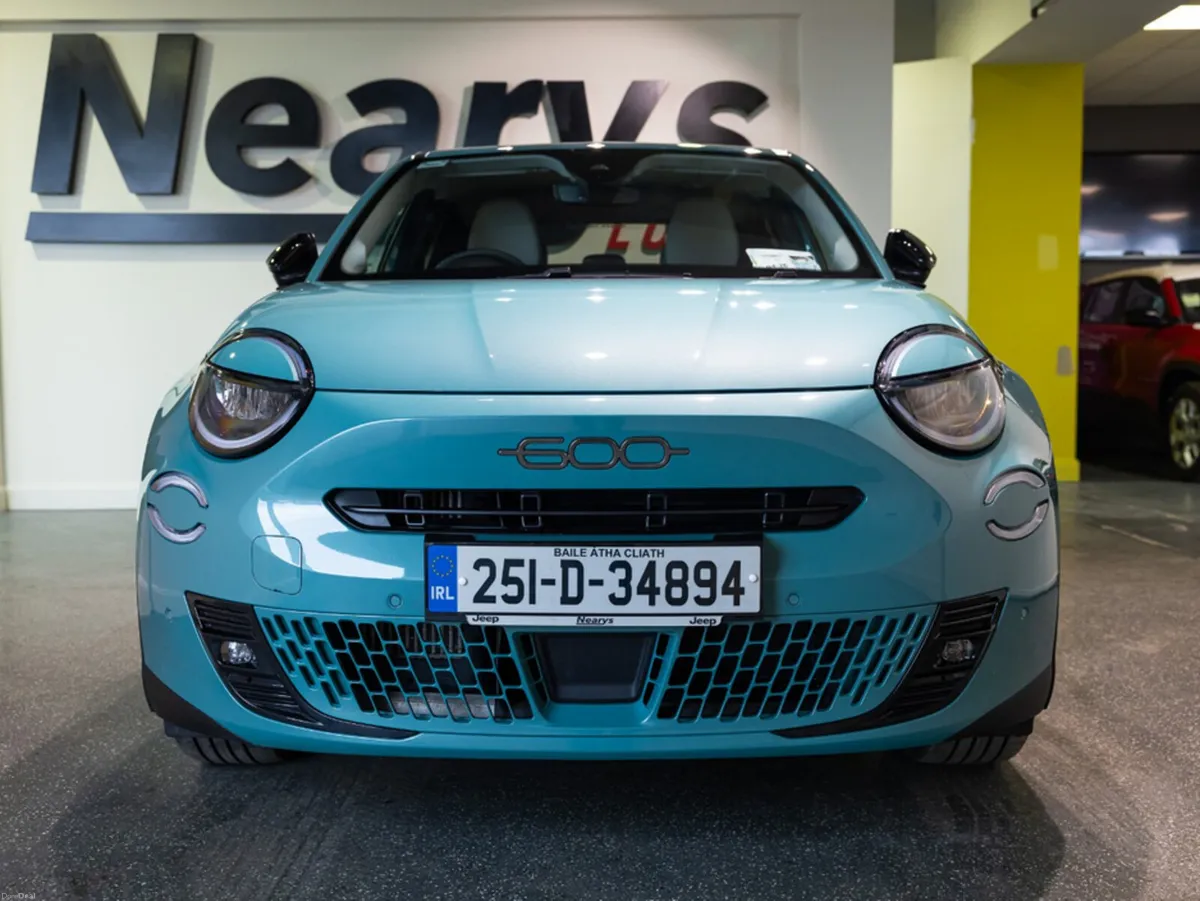 Fiat 600 LA PRIMA 1.2 100HP MHEV - Image 2