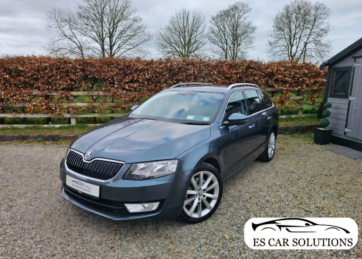 152 Skoda Octavia 2.0 TDI AUTOMATIC 4X4 06/27 - Image 1